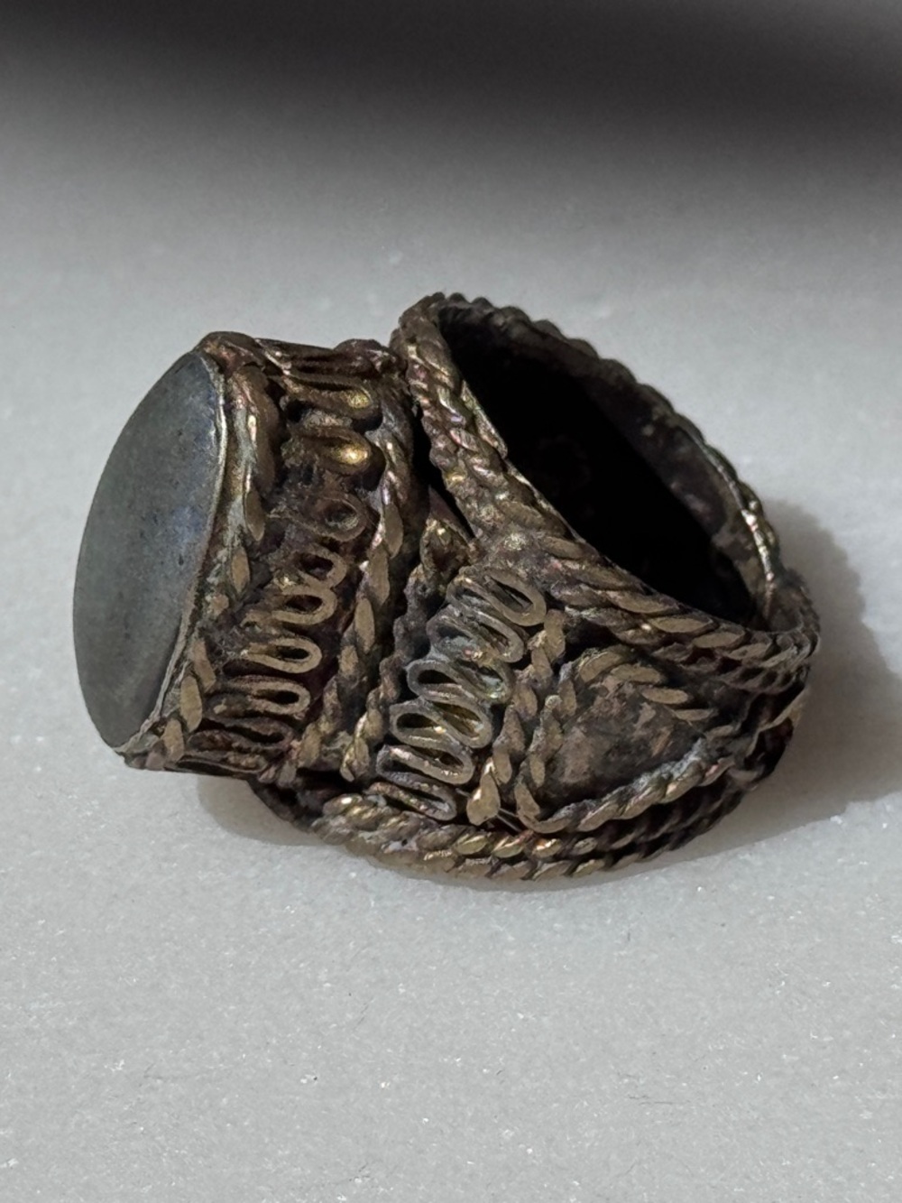 Vintage-Style Men’s Signet Ring in Aged Silver Tone